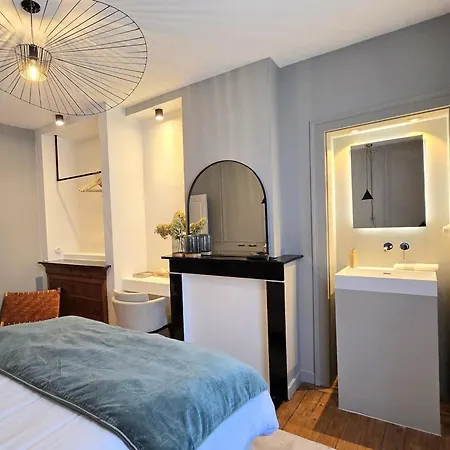 펜션 Grande Maison Bourgeoise Avec Cour Privative, 5 Chambres, Wifi, Proche Commerces Et Nature - Fr-1-510-186 *