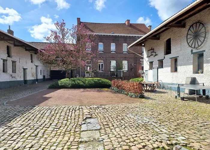 Grande Maison Bourgeoise Avec Cour Privative, 5 Chambres, Wifi, Proche Commerces Et Nature - Fr-1-510-186